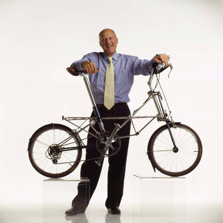 Norman Foster - Vélos Moulton, Moulton Bicycles, Genève